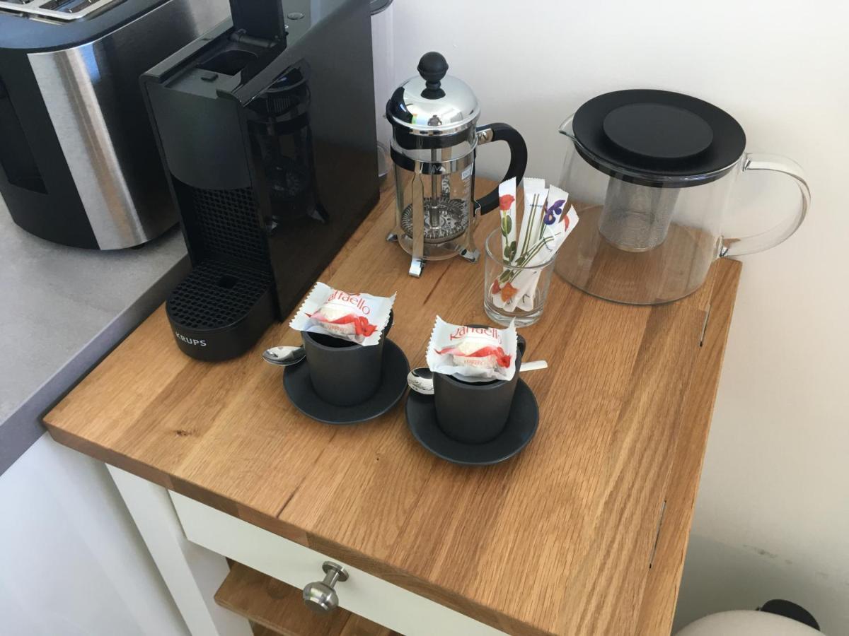 Liebevoll Renoviertes Apartment Mit Panoramablick フリードリヒスハーフェン エクステリア 写真